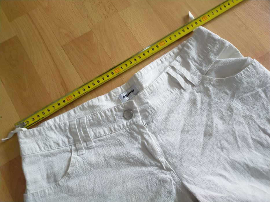 szorty bermudy spodenki białe Agavela 36/38
