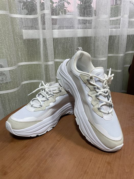 Чоловічі кросівкі