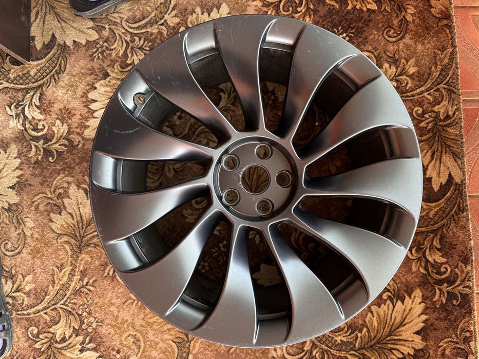 Диски R21 Tesla Model Y  Performance