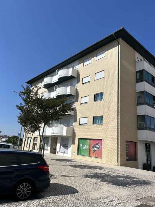 Arrenda-se quarto(s) no centro de Leiria com ar condicionado