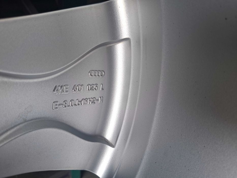 Диски Audi E-Tron 5/112 R19 8J ET34 .
