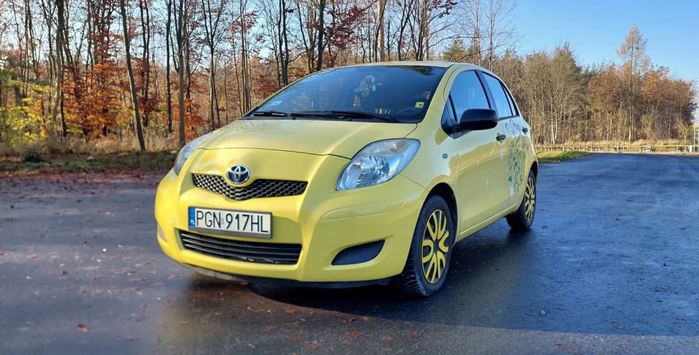 Toyota Yaris Sprzedam toyotę yaris