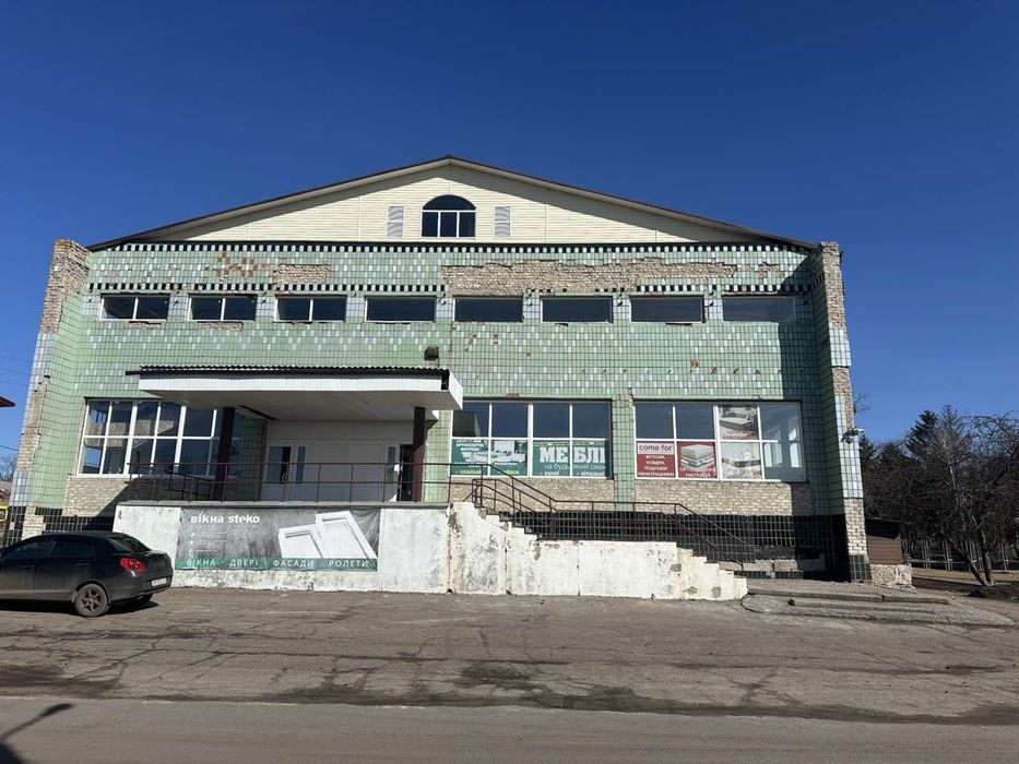 Продам  або здам приміщення у Близнюках.