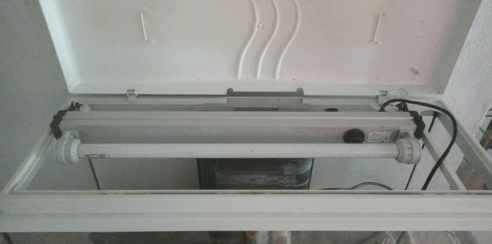 Aquario com algum uso mas com tudo e em bom estado