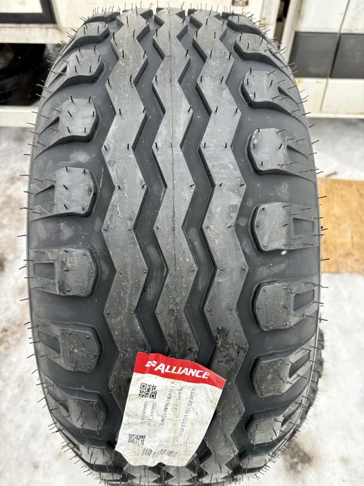 Opona rolnicza 10.0/75-15.3 14 PR mocna  Nowa