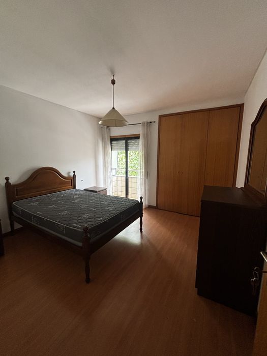 Quarto em braga para arrendar!