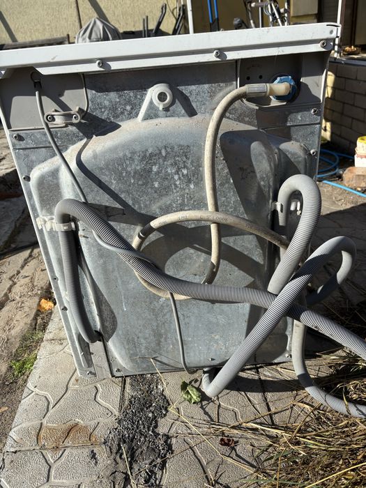 Пральна машинка zanussi під ремонт або запчастини