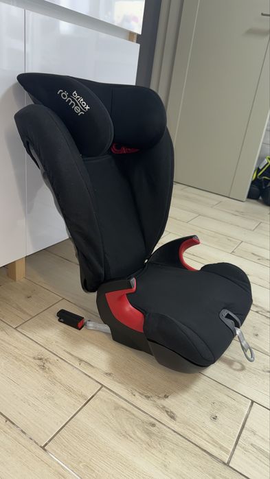 Продам автокрісло Britax romer SL