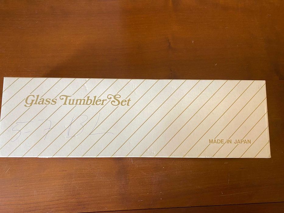 Conjunto de Copos Desenhados