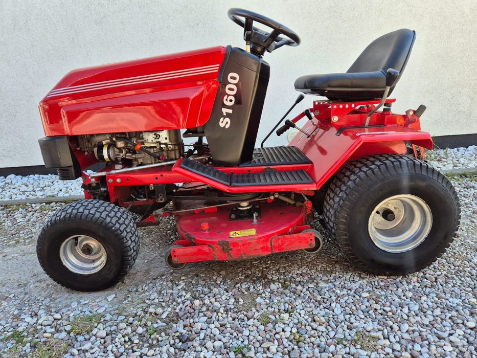 Traktorek ciagniczek kosiarka Westeood S1600 16KM pompa hydro  solidna maszyna