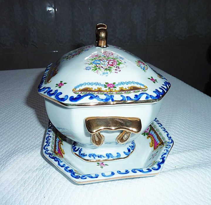 Terrina de porcelana francesa estilo Limoge