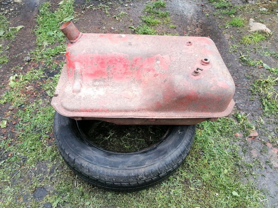 Паливний бак до Т-16