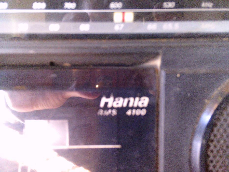 Radio Hania RMS4100, AM działa, UKF szumi, magnetofon kręci bez kasety