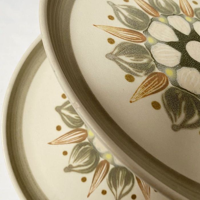 Angielskie talerze obiadowe 4szt.