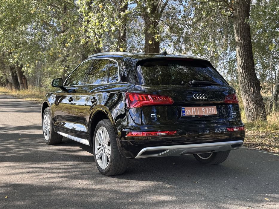 Audi q5 2018 рік