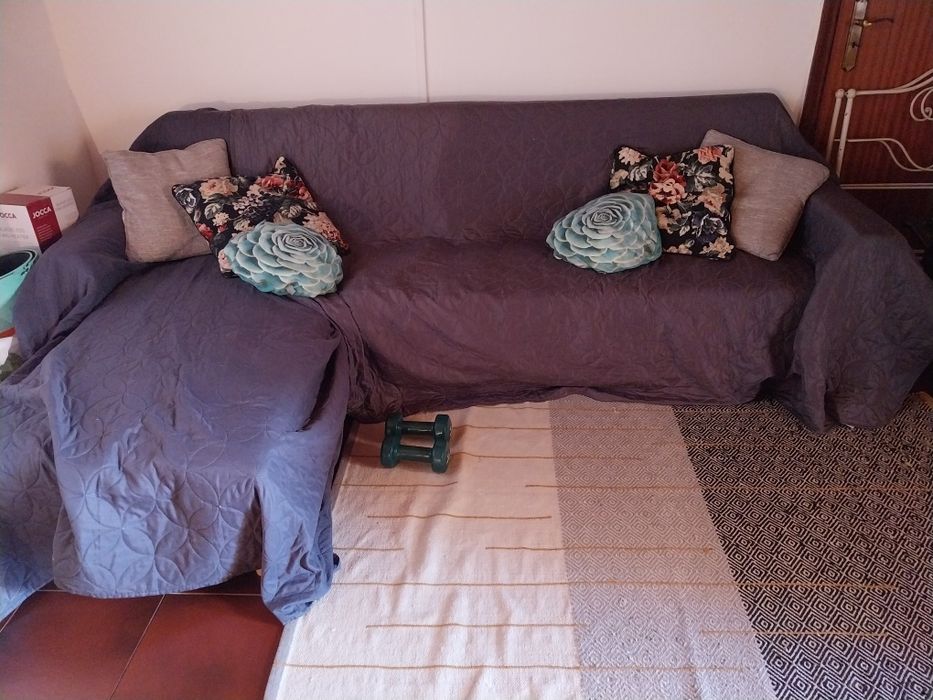 Sofá cama Jom com chaise longue