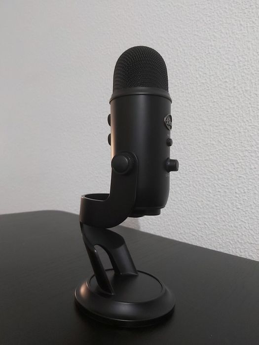Microfone USB Blue Yeti Black Edition