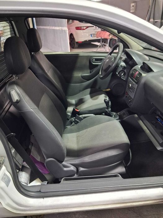 Corsa C 1.3 cdti 70 CV 10/2006