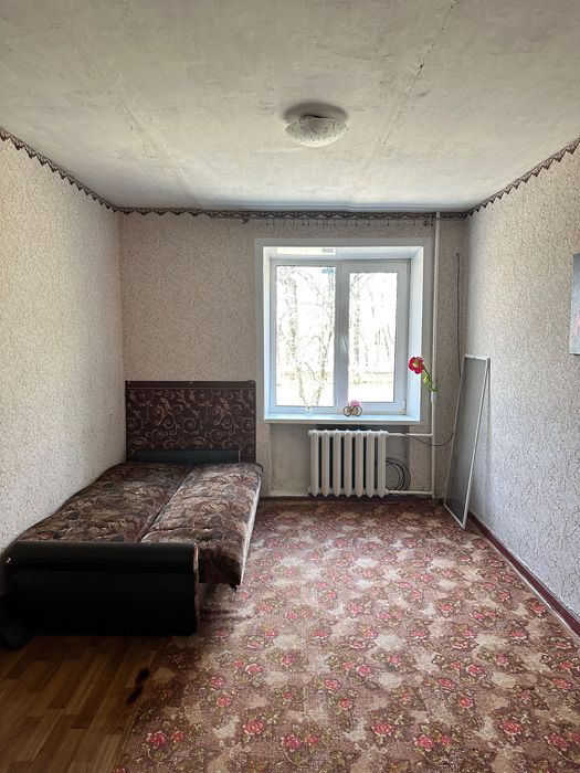 Продаж кімнати в гуртожитку