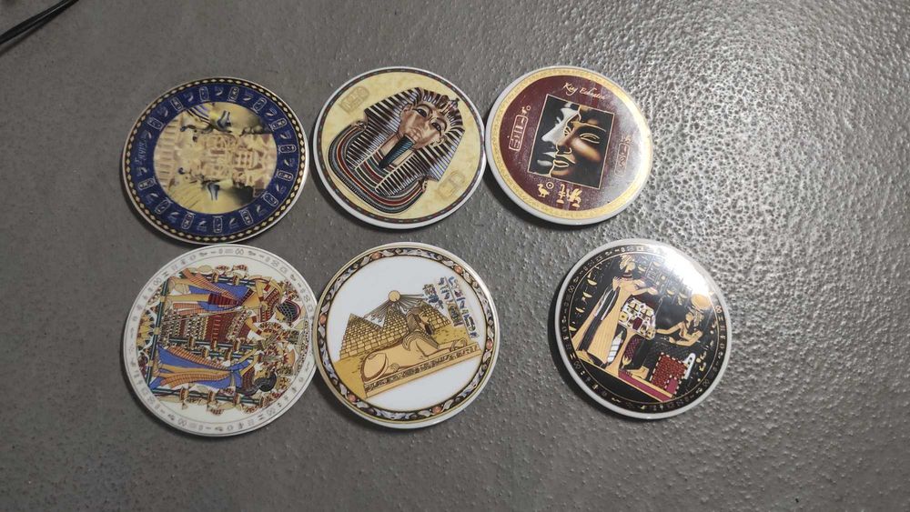 Fajans - podstawki, spodeczki 6 sztuk