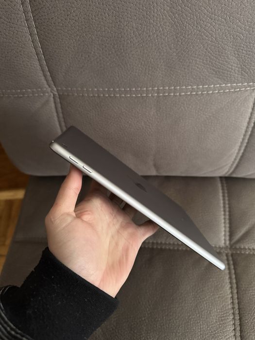 iPad 6 Gen 32Gb Wi-Fi 2019 Apple Планшет Айпад Стан як новий 10/10