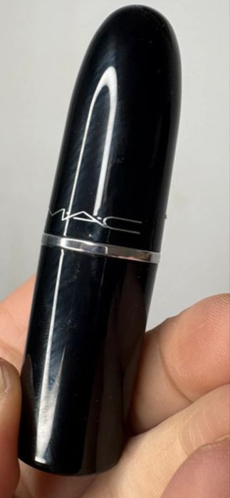 Mac Alone Time viral pomadka