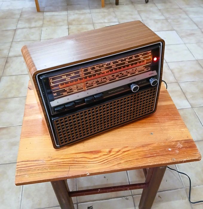 Radio Grundig RF 440