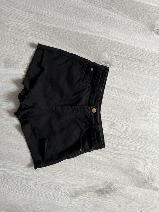 Jeansowe spodenki 34
