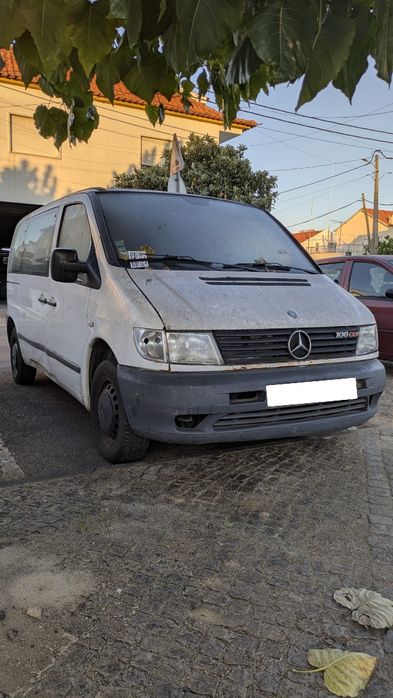 Carrinha Mercedes Vito