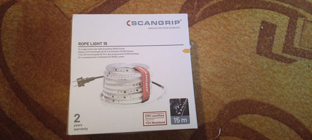 Lampa LED budowlana