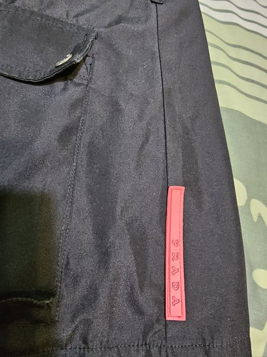 Нейлонова куртка   PRADA