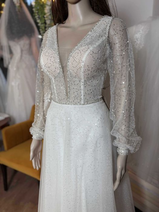 Suknia ślubna długi rękaw r.38 Jarocin "Studio Ceremonia"