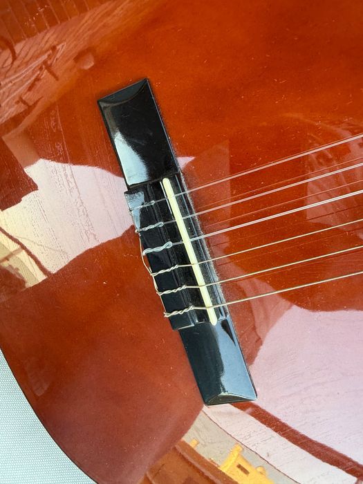 Guitarra Stagg C542 4/4 para esquerdino + saco
