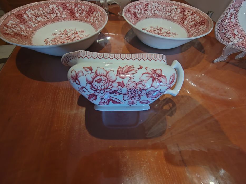 Elementy zastawy stołowej