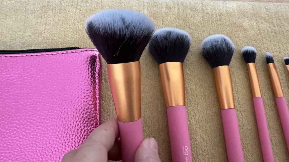 Pinceis de maquilhagem