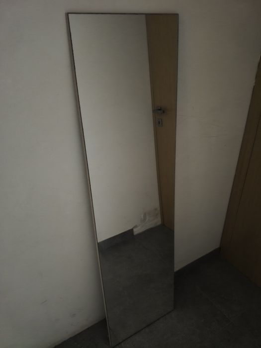 Secretária cinza com OFERTA de 1 espelho
