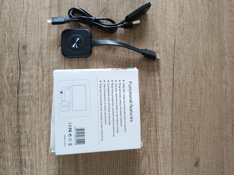 Adaptador/ projetor para TVs e monitores