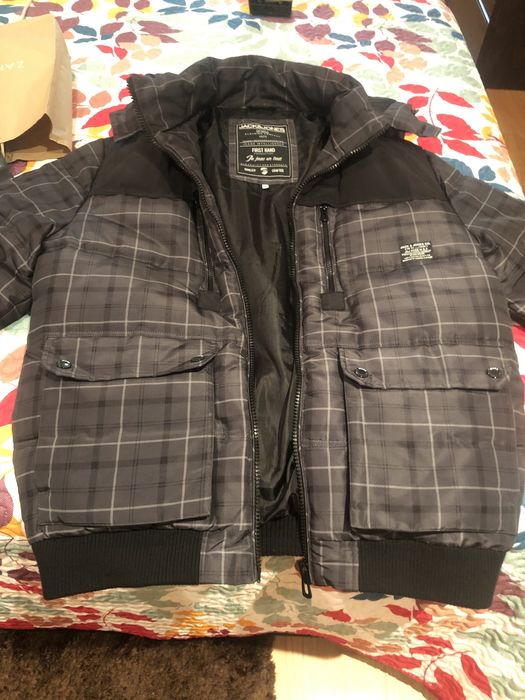 Kispo Jack Jones novo