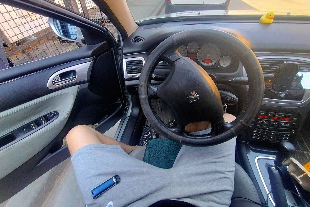 Peugeot 607 2.7HDI V6
