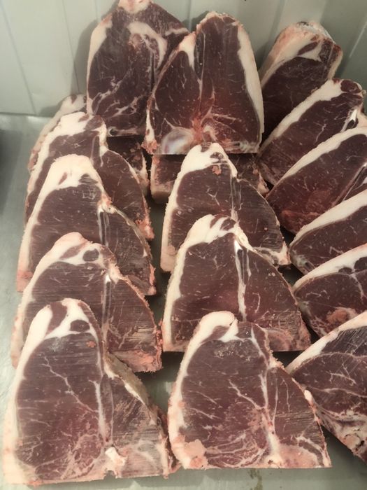 Стейк Рибай на кости-680 грн/кг, Каре , Томагавк