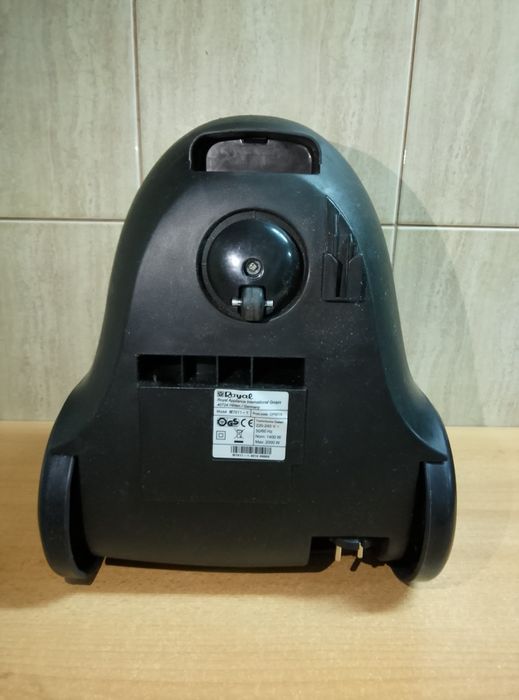 Odkurzacz Dirt Devil skuppy model M7011-1 moc 2000W