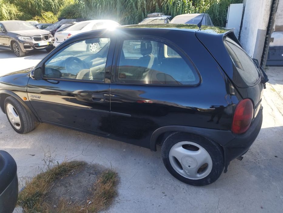 Opel Corsa (5 lugares) 1500 turbo diesel de 1997