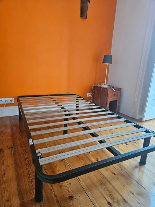 Cama + Colchão Pikolin  (190cm x 105cm)