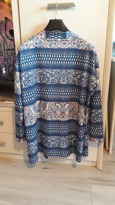 Kardigan we wzory rozm. M/L