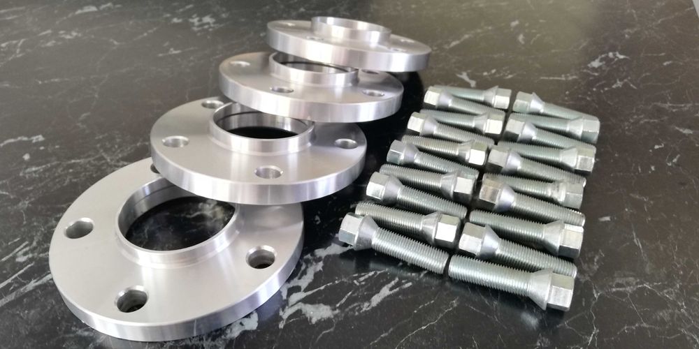 Dystanse 15mm BMW E60 E39 E65 E38 E46 E90 F30 F10 X3 X5 X6 72,6 74,1