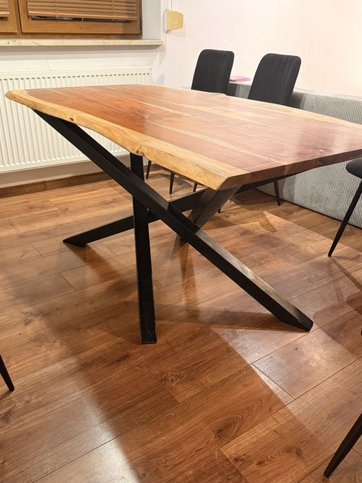 stoł do jadalni loft