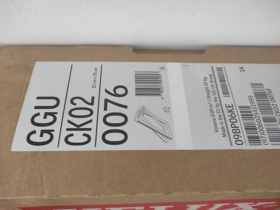 Velux GGU CK02 0076 + Rufo para Telha