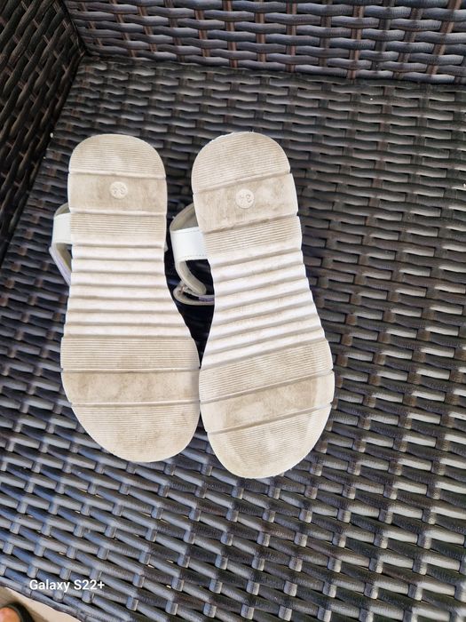 Sandałki ze skóry r. 34