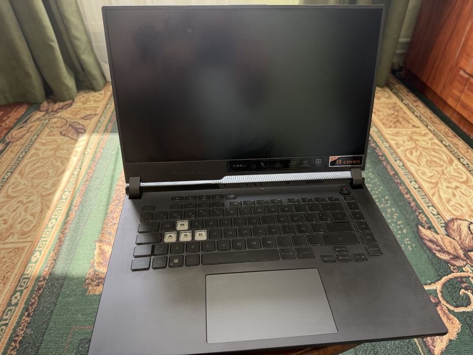 Ноутбук Asus rog strix g513