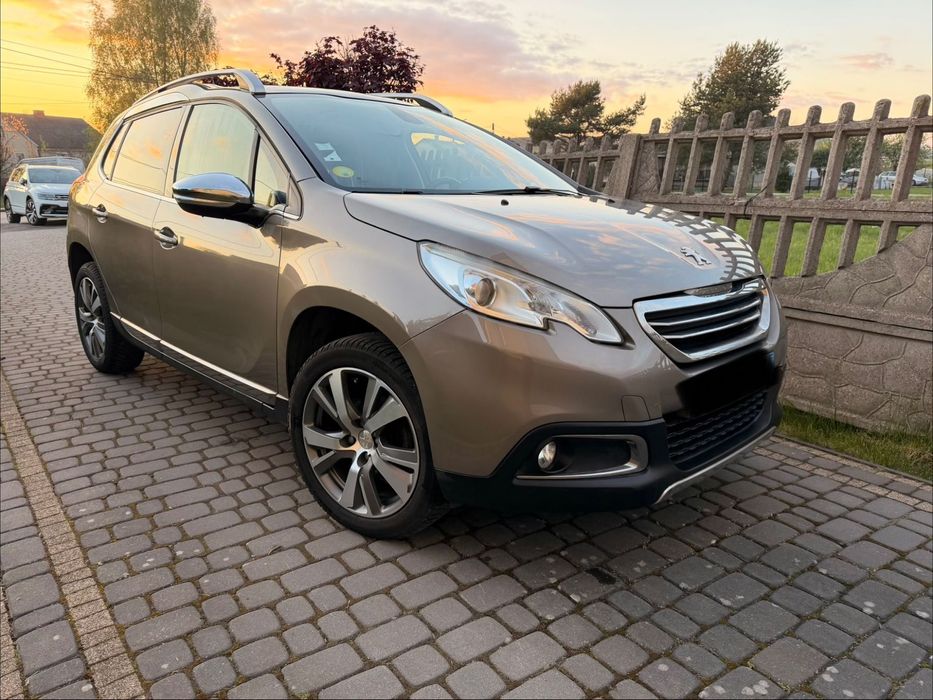 Peugeot 2008 Najbogatsza_wersja_mały_przebieg_zadbany
